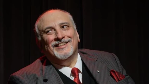 El gestor cultural José Valle es el autor de "Amarrado al Recuerdo".