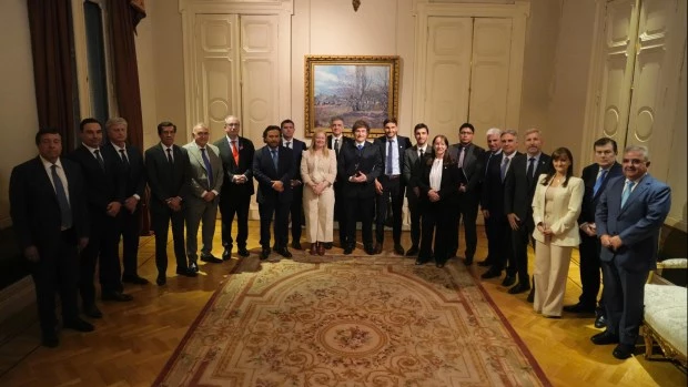 “La voluntad es trabajar con todos”