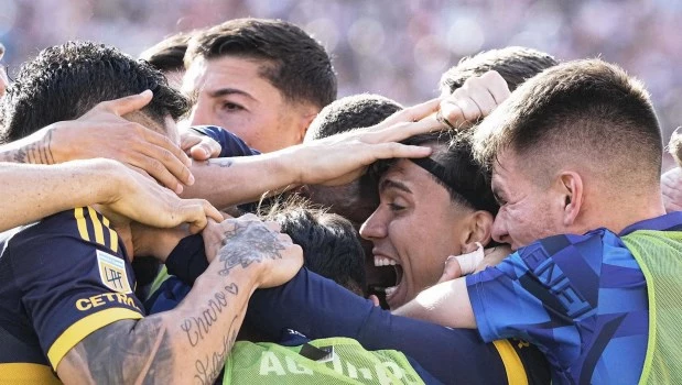 Boca consiguió un agónico triunfo ante Estudiantes LP y es nuevo líder de la Zona A del Torneo Clausura