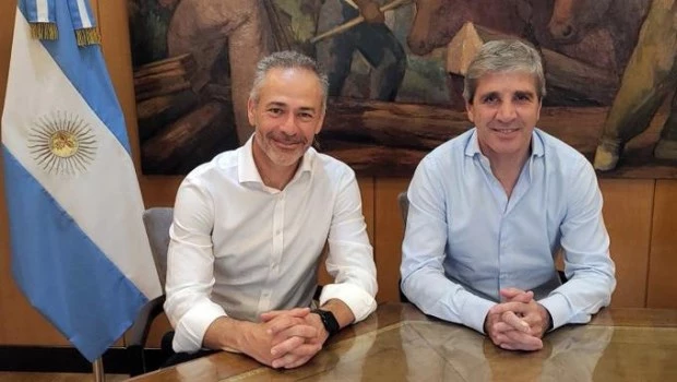 Luis Caputo confirma a Alejandro Lew como nuevo secretario de Finanzas.