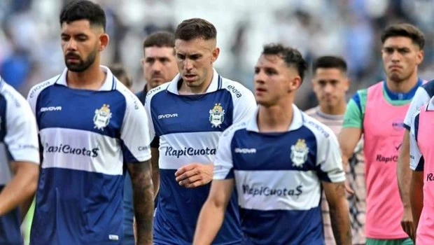 El plantel de Gimnasia suspendió los entrenamientos por falta de pago a dos días del partido con Vélez