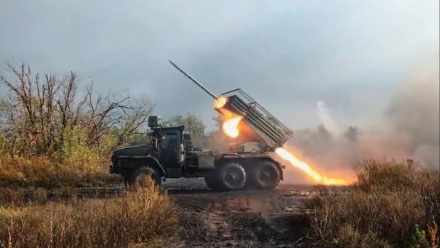 Rusia ataca instalaciones energéticas y de transporte ucranianas 