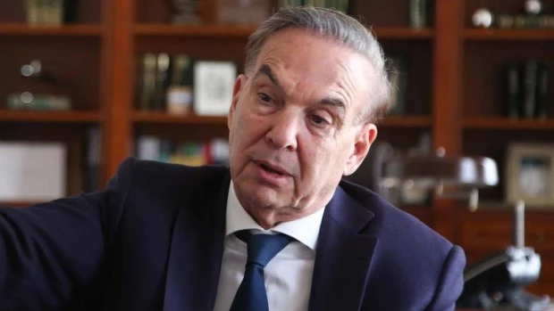 Pichetto criticó a Luis Caputo y dijo que desprecia el Congreso