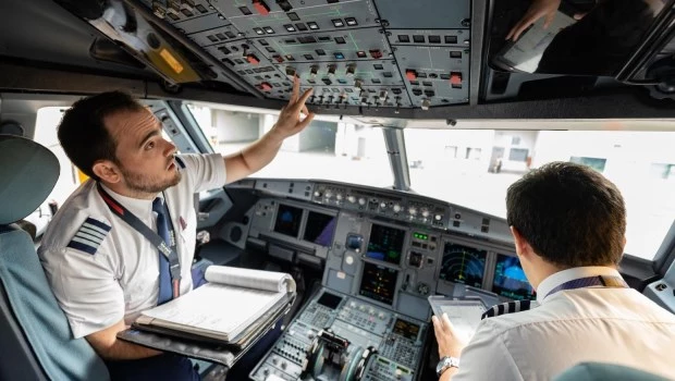 ANAC establece directrices para el régimen de tiempos de vuelo y descanso