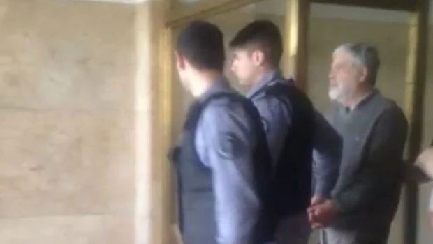 Julio De Vido se entregó a la Justicia en Comodoro Py