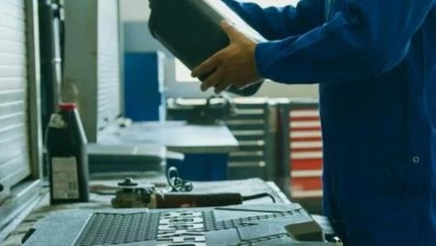 El Gobierno eliminó las retenciones para aceites lubricantes