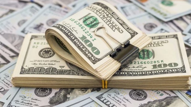 El dólar mayorista rompe los $1.400