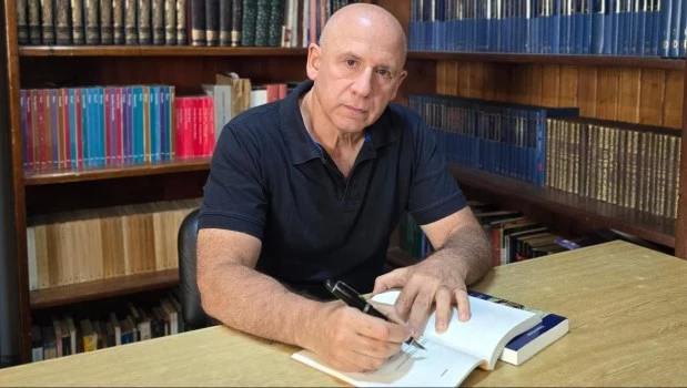 Pirillo: "La sociedad está atada a las personas y no a las propuestas"