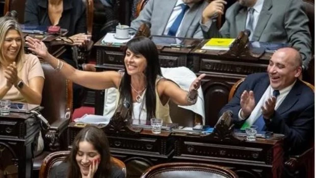 María Lorena Villaverde.