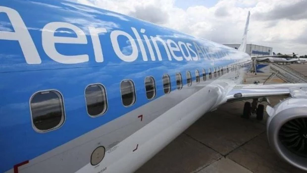 Aerolíneas Argentinas transportará 180 mil pasajeros durante este fin de semana largo