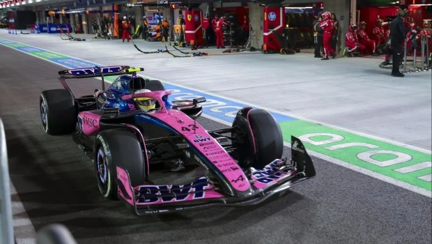 Verstappen ganó en el GP de Las Vegas; Colapinto quedó decimoquinto