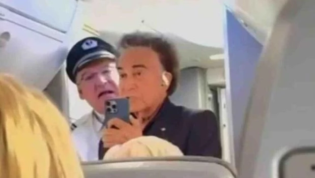 Expulsaron de un avión a ”El Puma” Rodríguez por un altercado con la tripulación