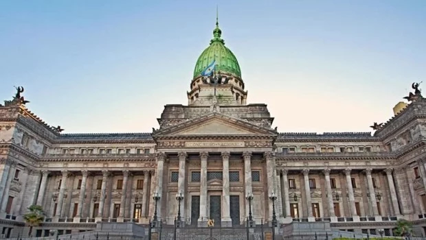 El Gobierno define el formato para las sesiones extraordinarias y tiene una fecha tentativa para firmar el decreto