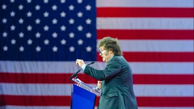 La opción del gobierno libertario es clara: alinearse con Estados Unidos, un poder declinante en el mundo.