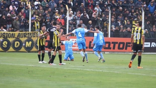 Estudiantes de Río Cuarto ascendió a Primera