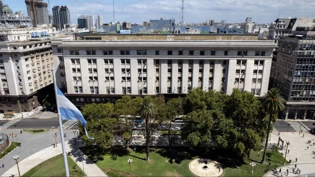 Ajustada por inflación, cayó 8,8% la recaudación fiscal en noviembre 