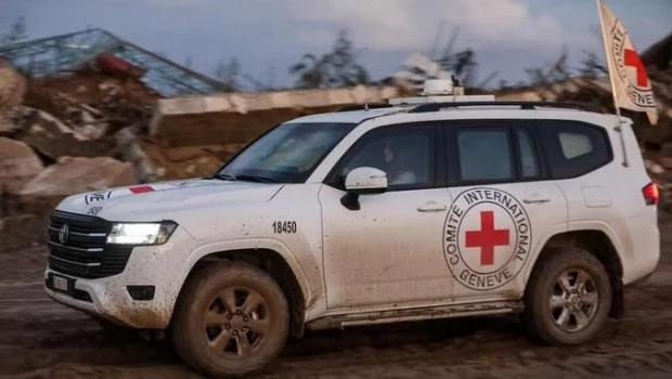 Israel recibe restos mortales que pudieran pertenecer a uno de sus rehenes en Gaza