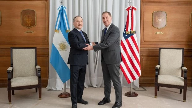 Diego Santilli recibió al embajador Peter Lamelas en la Casa Rosada