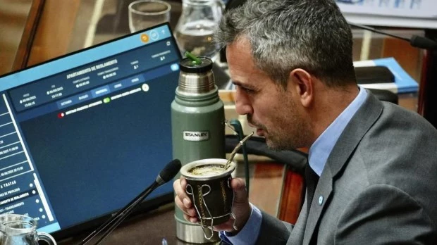 El oficialismo alcanzó la primera minoría en Diputados