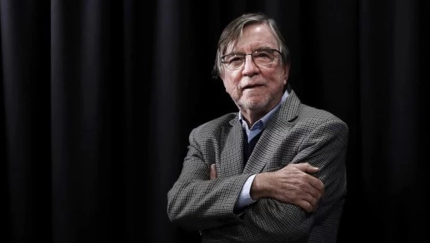 La política exterior del gobierno libertario “es la vieja idea argentina de que tenemos que salvarnos de la mano de alguien”, enfatiza Roberto Russell.