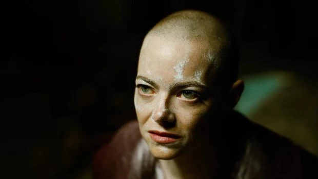 Profunda crítica a la existencia humana