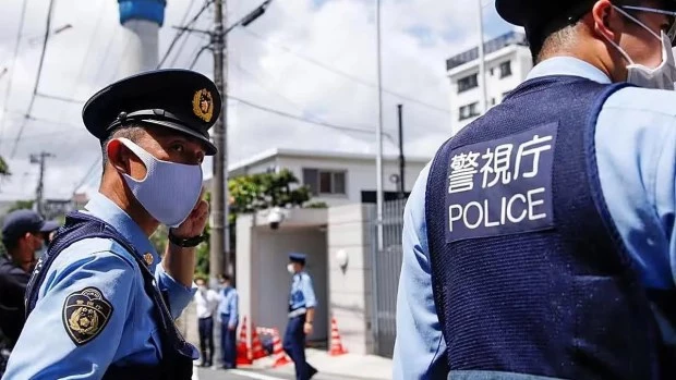 Apuñalamientos y ataque con lavandina dejan al menos 15 heridos en una fábrica en Japón