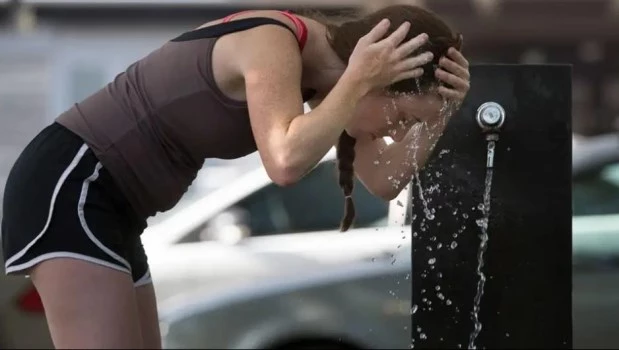 Las temperaturas extremas siguen hasta el miércoles y hay alerta naranja