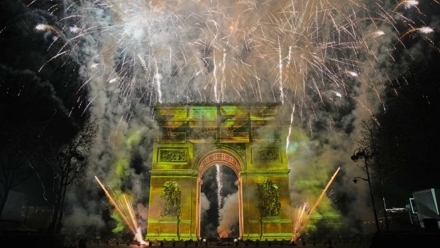 Ciudades de todo el mundo reciben 2026 con estruendosos fuegos artificiales y seguridad reforzada