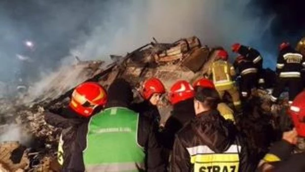 Cuarenta muertos y 115 heridos, la mayoría graves, por el incendio en un bar de los Alpes suizos