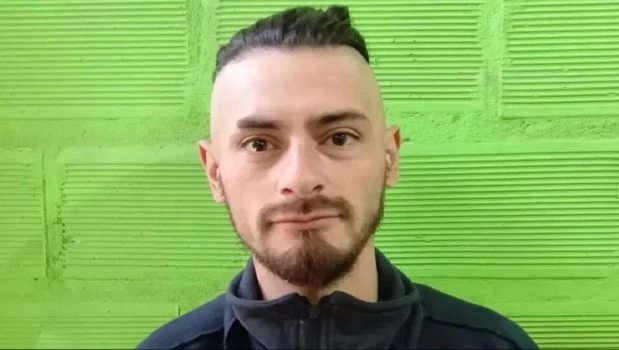 Jonathan De Lima, de 33 años, fue arrastrado por la corriente.