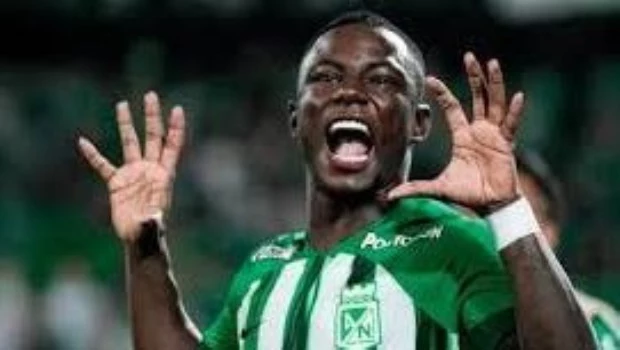 Un delantero colombiano es el primer refuerzo de Boca