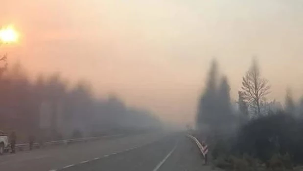 El fuego en Chubut no cesa y piden “extrema precaución” para circular por la Ruta 40