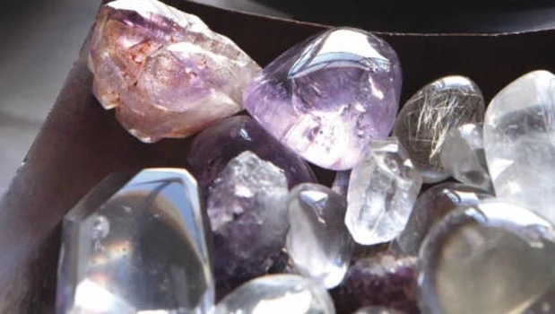 Los poderes mágicos de una piedra preciosa se pasean por los relatos de Gerardo Diego Morán.