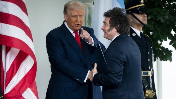 El doble impacto local de la política expansionista de Trump