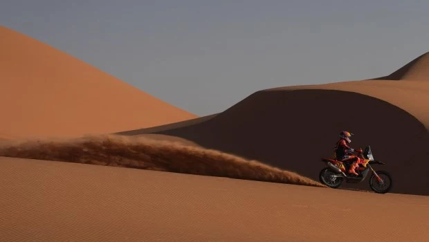 Dakar: Luciano Benavides perdió el liderazgo en motos