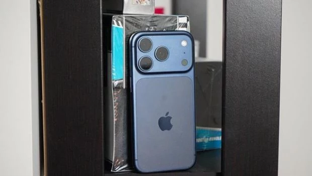 Adorni destacó la eliminación de aranceles a celulares: “Mejores precios para todos”