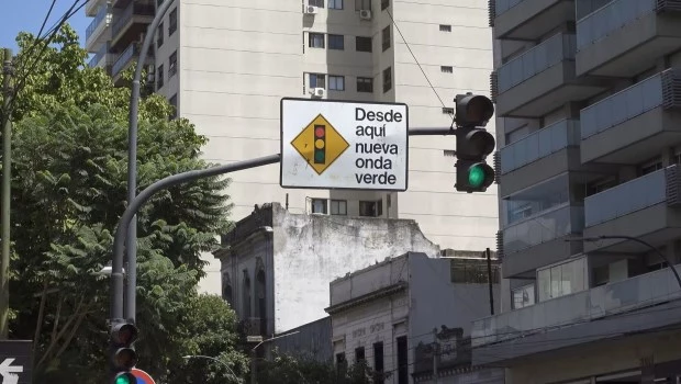 Seguridad vial en la Ciudad: nuevos semáforos y reductores para bajar la siniestralidad