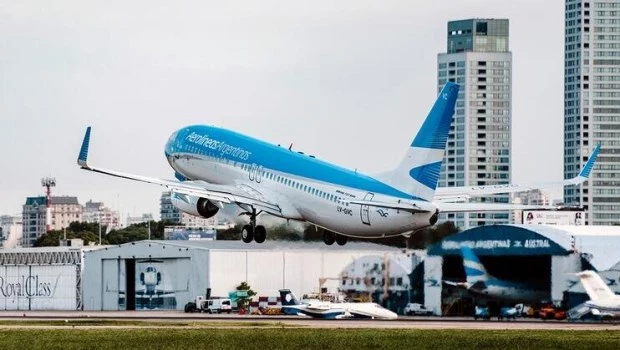 Aerolíneas Argentinas realizará un plan especial de vuelos durante el Mundial