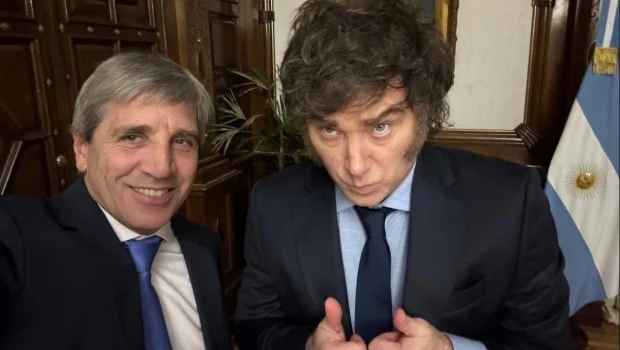 El Gobierno anunció que 2025 terminó con superávit fiscal