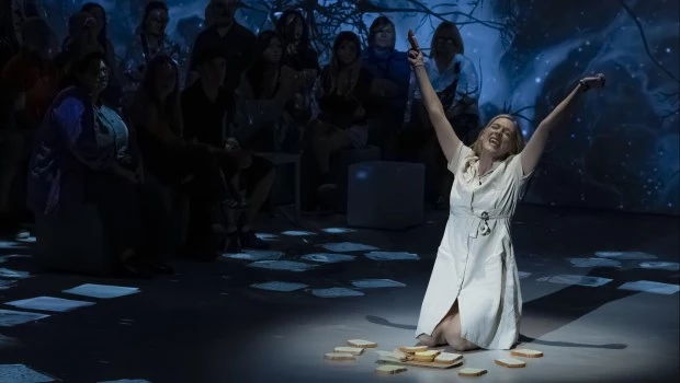 “El ritmo es tan vertiginoso que siento que estamos haciendo cine”, sostiene la actriz. (Fotos: Simón Quezada)