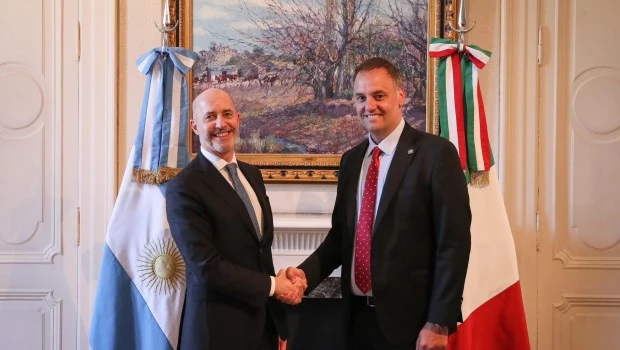 Manuel Adorni recibió en Casa Rosada al nuevo embajador de Italia en la Argentina