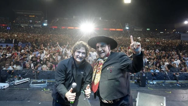 Casas más, casas menos