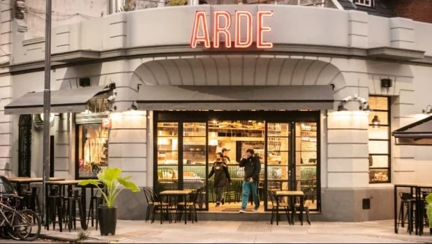 Una parrilla con alma de cantina