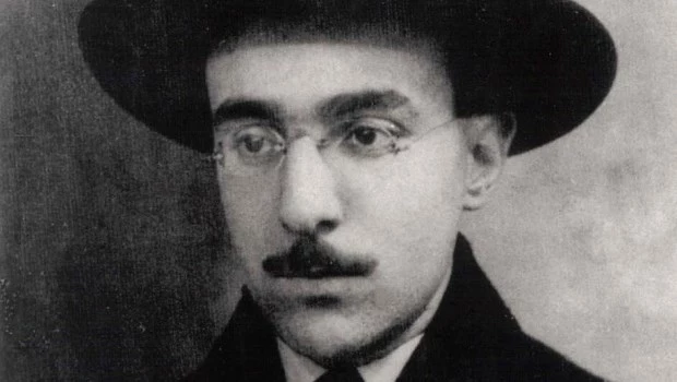 Fernando Pessoa murió en 1935 a los 47 años después de sufrir un cólico hepático.