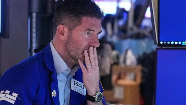 Espectaculares caídas en las Bolsas, con una ola de ventas de tecnológicas