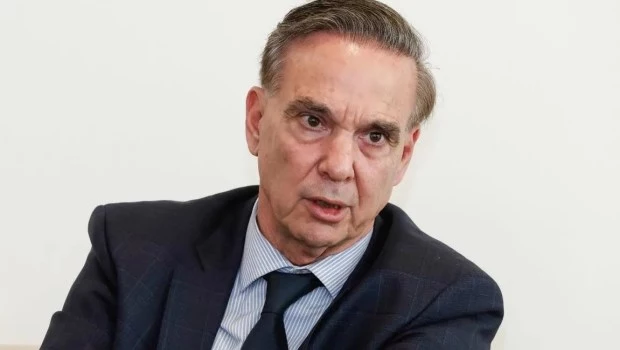 Pichetto acusó al Gobierno de “ejecutar un plan deliberado” para destruir la industria
