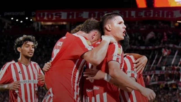 Estudiantes le ganó a Riestra por la mínima y también se afirma entre los protagonistas principales del Apertura