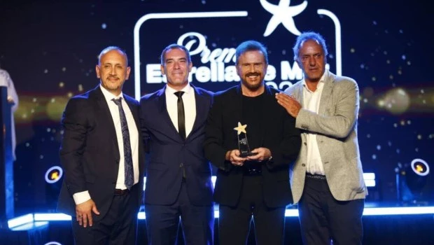 El dúo Pimpinela se quedó con el Estrella de Mar de Oro.