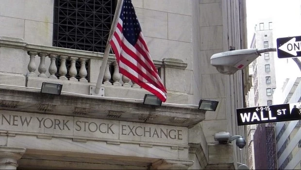 Mercados: la tranquilidad del dólar contrasta con el ruido accionario