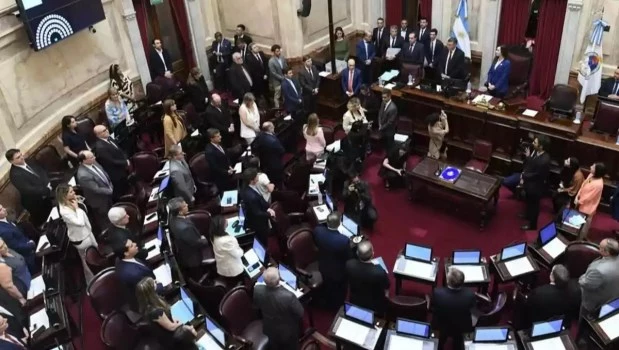 El Gobierno buscaría sancionar la reforma laboral el 27 de febrero en el Senado